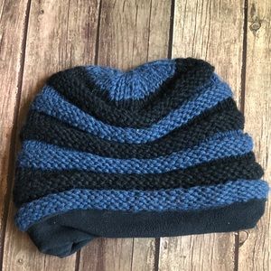 EUC Katmandu Trading Co. Wool and Fleece Beanie Made in Nepal